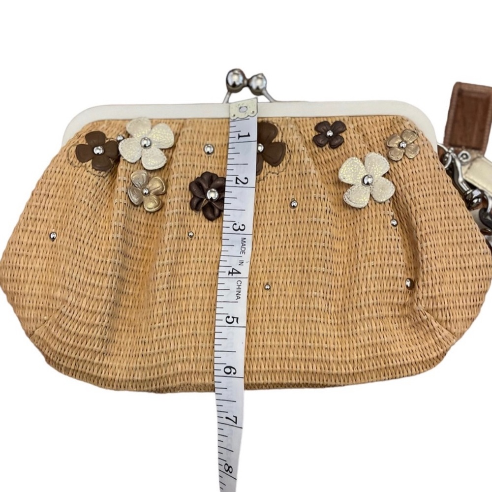 Coach Natalie Limited Edition Tea Rose Floral Straw Kisslock Clutch Wristlet - Picture 4 of 10